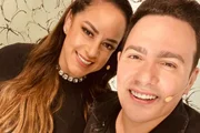 Subiu no telhado? Silvia Abravanel anuncia fim de noivado com Gustavo