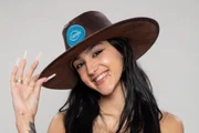 Bia Miranda é tiktoker, tem 19 anos e nasceu no Rio de Janeiro.