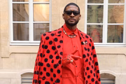 Usher é estrela do Super Bowl 