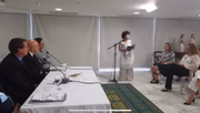 Reunião de Jair Bolsonaro com médicos, em 8 de setembro de 2020; na foto, imunologista Nise Yamaguchi está ao microfone