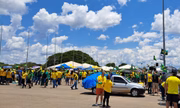 Manifestantes são, em maioria, empresários e aposentados