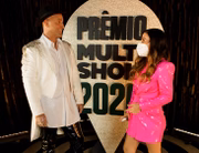 Paulo Gustavo e Tatá Werneck apresentaram o Prêmio Multishow por vários anos