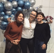 Audrey com as filhas de Mateus