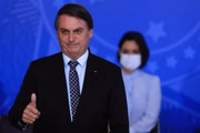 Bolsonaro diz que pandemia do novo coronavírus está acabando
