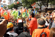 O candidato derrotado à presidência pelo PT, Fernando Haddad, discursou durante o ato