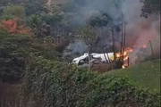 Imagens do avião que caiu em Vinhedo (SP)