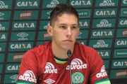 O ex-goleiro Jakson Follmann virou embaixador oficial da Chape e passou a representar o time fora de campo