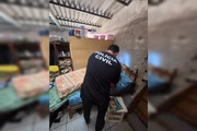 Três homens foram presos, e dois adolescentes, apreendidos
