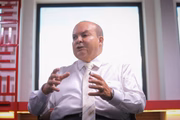 Governador do DF, Ibaneis Rocha, em entrevista ao Metrópoles