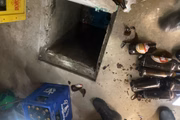 Durante o resgate da vítima, moradores invadiram o bar onde ele mantinha a criança presa