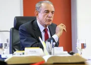 Iris Rezende quando era prefeito de Goiânia, último cargo público ocupado por ele