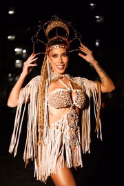 Tati Minerato, rainha de bateria da Porto da Pedra