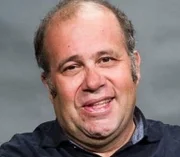 Ator encerrou o contrato fixo com a TV Globo
