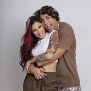 Alicia X e o namorado Caue Fantin