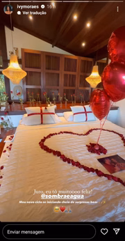 Ivy Moraes e Arthur Picoli fazem post em hotel e detalhe alerta a web