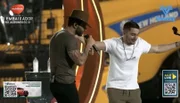 Neste sábado (17/10), ele cantou Investe em Mim