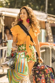 Nanda Costa, interpreta Érica Nanda Costa, interpreta Érica