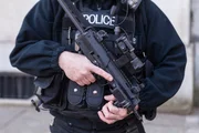 O artigo 6º da Lei 10.826/2003 permitia o porte de armas apenas para agentes de segurança pública, seguranças de empresas públicas e privadas ou membros do Exército