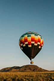 Casal decidiu se casar em um balão