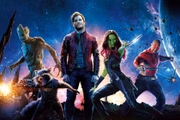 “Talvez o filme mais democrático da Marvel até hoje seja Guardiões da Galáxia Vol. 1. Poucos os conhecem (exceto seus fãs), mas muitos se identificaram com os personagens devido ao senso de humor ácido (característica até então inédita nos filmes da produtora). Além disso, é recheado com os melhores efeitos especiais do cinema de herói. Ah, ainda existe um bônus: a trilha sonora sensacional”, exalta