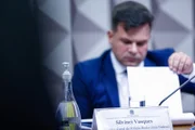 O ex-diretor da PRF é acusado de improbidade administrativa por, supostamente, fazer campanha para Bolsonaro no exercício do cargo 