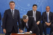 Cerimônia de Transmissão dos Cargos de ministros da Casa Civil, general Braga Netto, e da Cidadania, Onyx Lorenzoni, no Palácio do Planalto