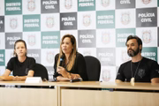 Delegada-chefe da DPCA, Ana Cristina Santiago, concede entrevista coletiva para detalhar como atuava rede de pedofilia