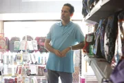 Dono de uma papelaria em Taguatinga, Jeferson Campos, 46, diz que a violência na região é constante: “Já arrombaram minha loja pelo menos três vezes"