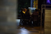 Últimos clientes só deixaram esse bar no Sudoeste após 23h30