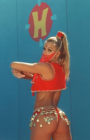Joana Prado dançava com a Tiazinha, vivida por Suzana Alves
