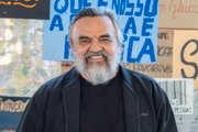 José Dumont como Silvio em Segunda Chamada