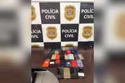 Celulares recuperados pela polícia em ação nesta segunda