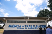 Para se candidatar, basta procurar uma das agências