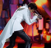 Luan Santana é um dos artistas populares mais queridos do país