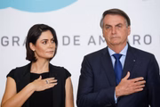 Michelle Bolsonaro e o mandatário do país