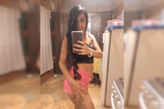 Ela foi golpeada com uma faca e não resistiu