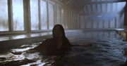 Como estamos falando de um filme slasher/gore, que está preocupado com a plasticidade das mortes e das crueldades, os amantes do gênero vão se interessar