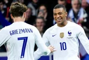 França, Austrália, Dinamarca e Tunísia foram sorteadas para integrar o grupo D. Já a Espanha, Costa Rica, Alemanha e o Japão fazem parte do grupo E