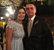 Michele e Jair Bolsonaro também tiveram Covid-19
