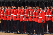 Soldados no Trooping The Colour 2024