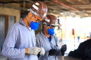 Nos dois primeiros trimestres do ano, a queda acumulada do indicador de produtividade do trabalho foi de 6,4%