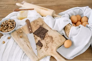 O chocolate contém cafeína, mas não deve ser consumido em excesso