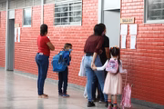 Na Escola Classe 11 de Taguatinga, os pequenos estavam empolgados com o retorno