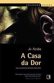 <b>"A Casa da Dor"</b> (2002): enquanto apura um assalto a banco na Noruega, Hole conhece Beate Lonn, filha de um policial morto que se torna a principal parceira do detetive nas investigações