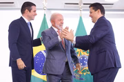 Presidente Lula recebeu os novos presidentes da Câmara, Hugo Motta, e Davi Alcolumbre, na segunda-feira (3/2), no Palácio do Planalto