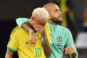 Daniel Alves e Neymar