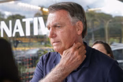 Ex-presidente Jair Bolsonaro completa 70 anos nesta sexta