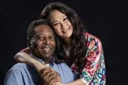 Pelé e Márcia Aoki