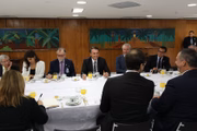 Bolsonaro recebeu a imprensa na manhã desta quinta-feira (23/05/2019)