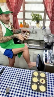 O influencer viralizou com receitas nas redes sociais